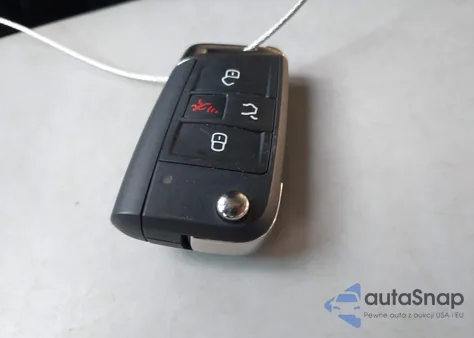 2019 Volkswagen Tiguan 2.0T Se/2.0T Sel/2.0T Sel R-Line/2.0T Sel R-Line Black из США, поврежденный, VIN 3VV3B7AX1KM043016